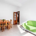 Apartment Guest Ready - Bright Flat Well‑located Urban *